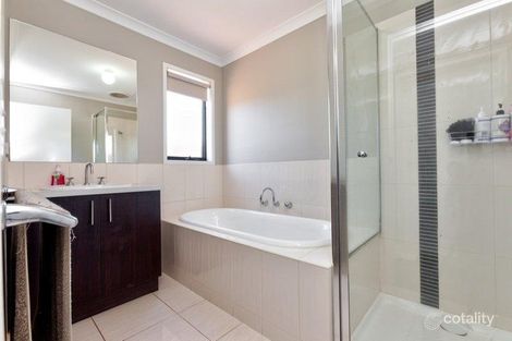 Property photo of 14 Thornbill Terrace Bandiana VIC 3691
