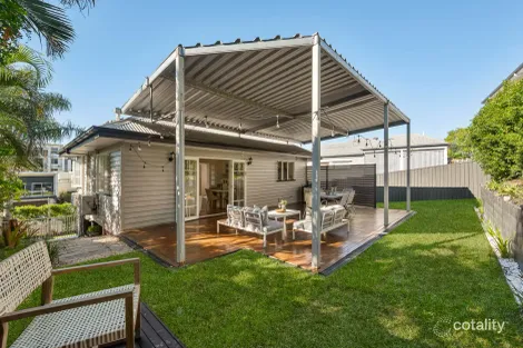 Property photo of 30 Clearview Terrace Seven Hills QLD 4170