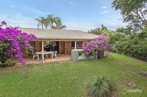 Property photo of 11 Leesa Court Highland Park QLD 4211