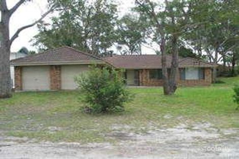 17 Moola St, Hawks Nest, NSW 2324