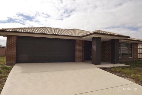 15 Sweetwater Pl, Moe, VIC 3825