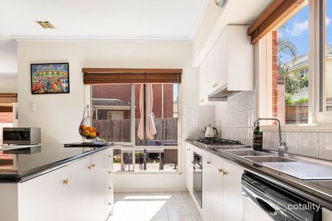 Property photo of 2 Rubens Place Templestowe VIC 3106