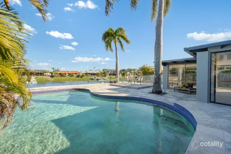 6 Southern Cross Dr, Newport, QLD 4020