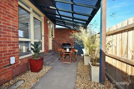 Property photo of 1/30 Rosella Street Murrumbeena VIC 3163
