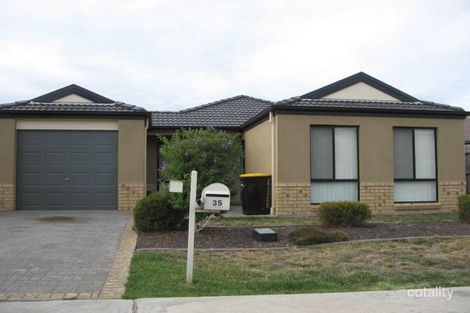 35 Mathisen Tce, Hillside, VIC 3037