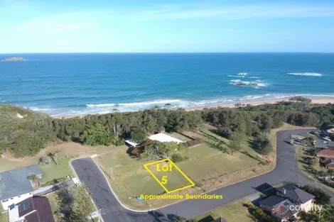 5 Elouera Dr, Sapphire Beach, NSW 2450
