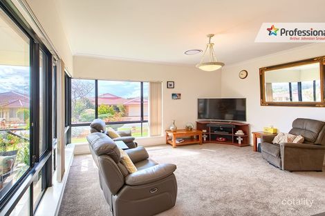 Property photo of 8 Julia Lane Yakamia WA 6330