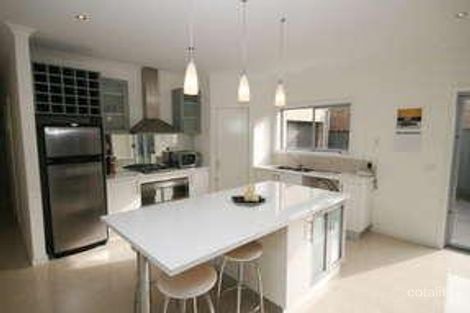 Property photo of 10 Whyalla Gardens Tarneit VIC 3029