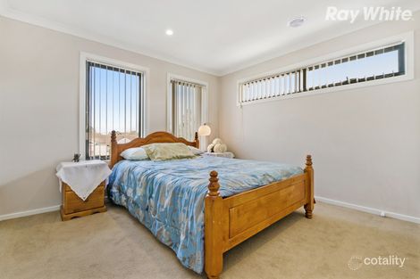 Property photo of 2/134-136 Kennington Park Drive Endeavour Hills VIC 3802