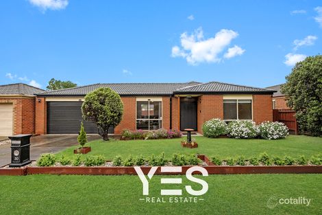 30 Glenn Erin Way, Berwick, VIC 3806
