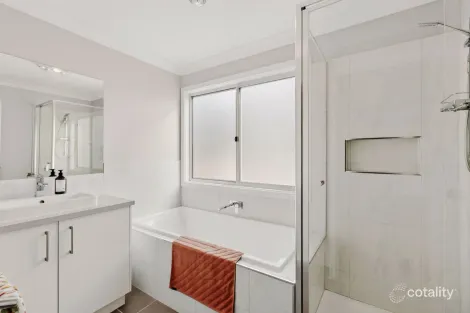 Property photo of 14B Lorikeet Close Ocean Grove VIC 3226