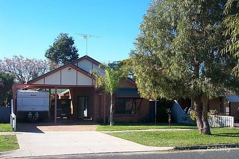 36 Central Ave, Beaconsfield, WA 6162