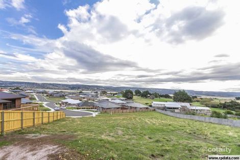 Property photo of 9 Ford Court Newnham TAS 7248