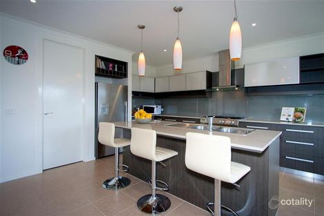 Property photo of 3 Highgrove Drive Sunbury VIC 3429