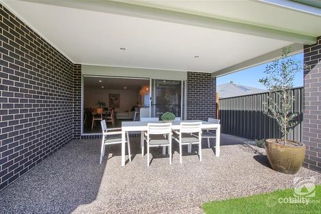 Property photo of 13 Hampshire Boulevard Leneva VIC 3691