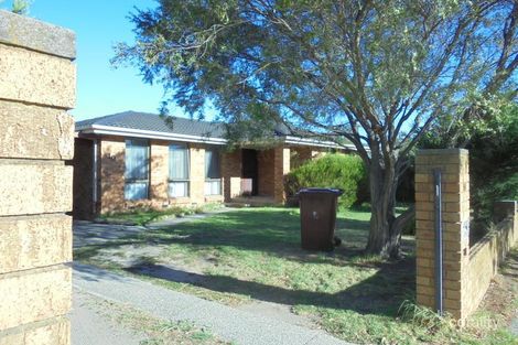 Property photo of 10 Rimington Court Hampton Park VIC 3976