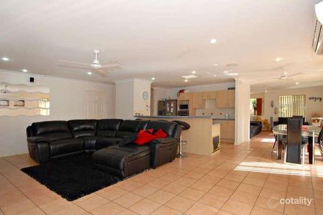Property photo of 34 Hazlehead Place Oxley QLD 4075