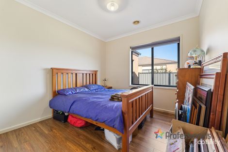 Property photo of 77 Newbury Boulevard Craigieburn VIC 3064