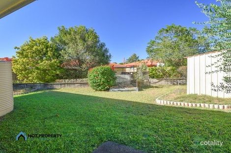 Property photo of 12 Canter Street Mansfield QLD 4122