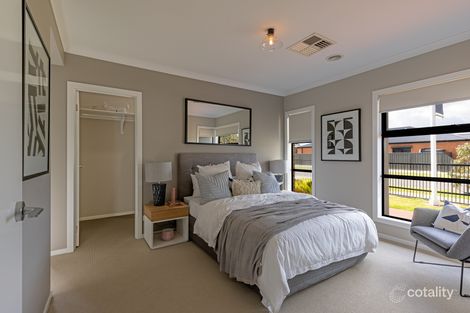 Property photo of 11 Swan Lake Drive Sale VIC 3850