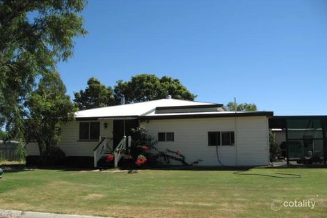 5 Davidson Ct, Chinchilla, QLD 4413