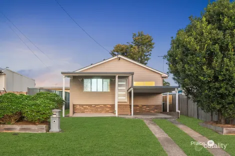 20 Turner St, Scarborough, QLD 4020