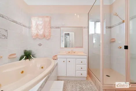 Property photo of 10 Coral Close Zilzie QLD 4710
