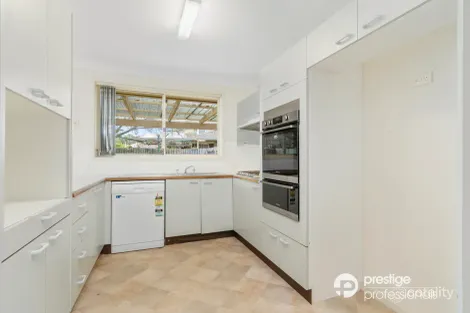 Property photo of 37 Lyndhurst Court Wattle Grove NSW 2173