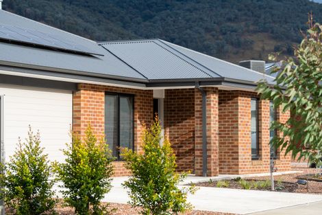 9 Crow St, Baranduda, VIC 3691