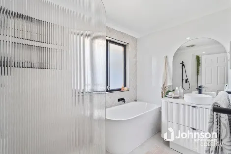 Property photo of 22 Glentree Avenue Upper Coomera QLD 4209