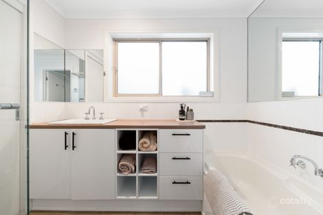 Property photo of 66 Clarendon Drive Somerville VIC 3912