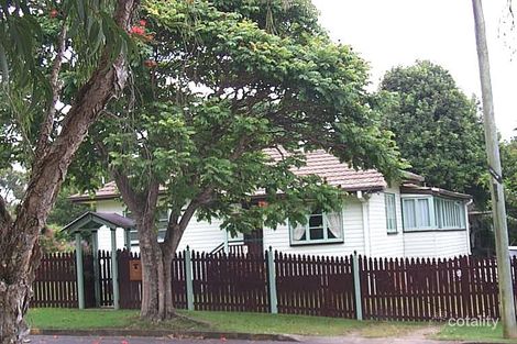 7 Mole Ave, Southport, QLD 4215