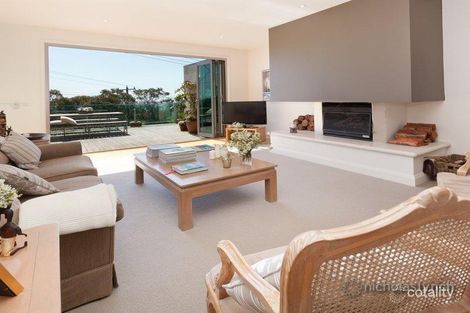Property photo of 2 The Boulevard McCrae VIC 3938