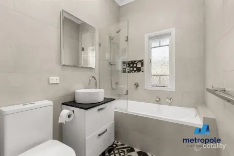 Property photo of 44 Bale Street Albion QLD 4010