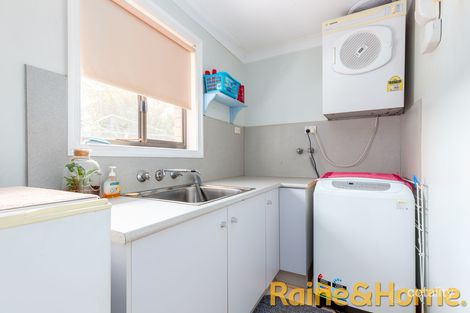 Property photo of 19 Villiers Avenue Dubbo NSW 2830