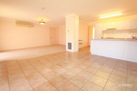 Property photo of 10 Elvey Drive Kangaroo Flat VIC 3555