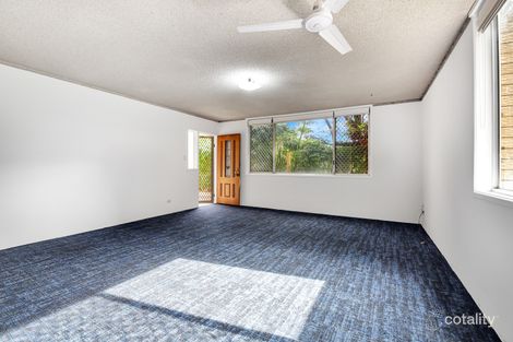 Property photo of 2/41 Surf Parade Broadbeach QLD 4218