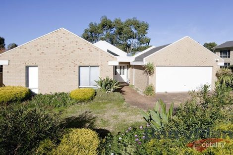 44 Lakeside Dr, Point Cook, VIC 3030