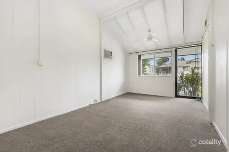 Property photo of 16 Gilpin Street Shorncliffe QLD 4017