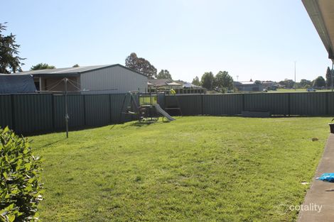 Property photo of 2/82 Douglas Street Armidale NSW 2350
