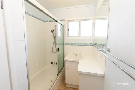 Property photo of 5 Bingle Road Dunwich QLD 4183