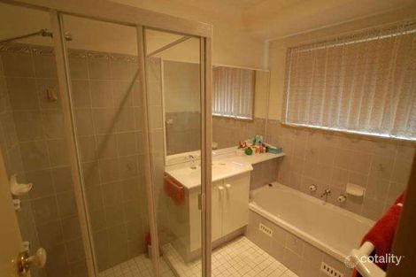 Property photo of 54 Gavin Way Lake Haven NSW 2263