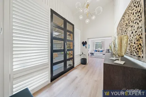 Property photo of 2 Buchanan Road Berwick VIC 3806