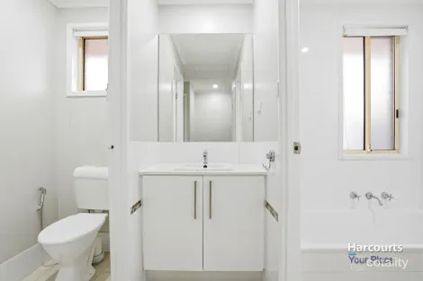 Property photo of 51 Southee Circuit Oakhurst NSW 2761
