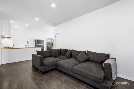 Property photo of 2/18 Gardiner Avenue Dandenong North VIC 3175