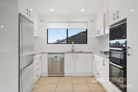 Property photo of 70 Landy Drive Mount Warrigal NSW 2528