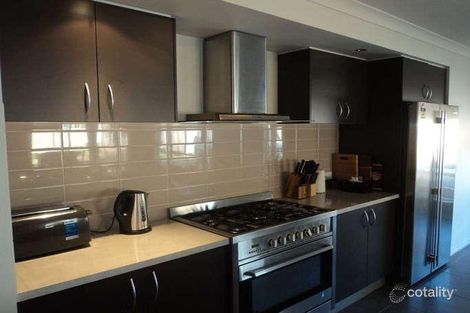 Property photo of 56 Donaldson Drive Broadford VIC 3658