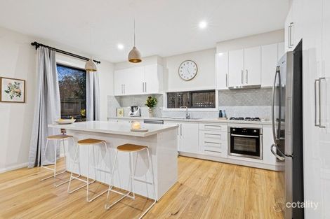 Property photo of 5 Emerald Close Kilsyth VIC 3137