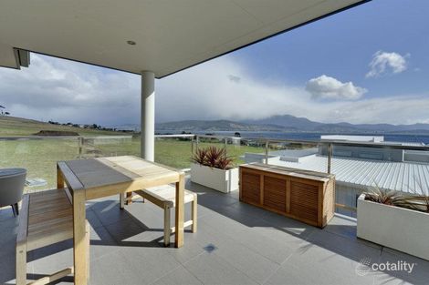 Property photo of 4 Tranquil Place Tranmere TAS 7018