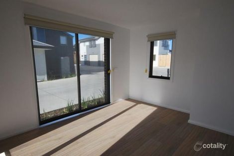 Property photo of 8/36 Central Road Hampton Park VIC 3976